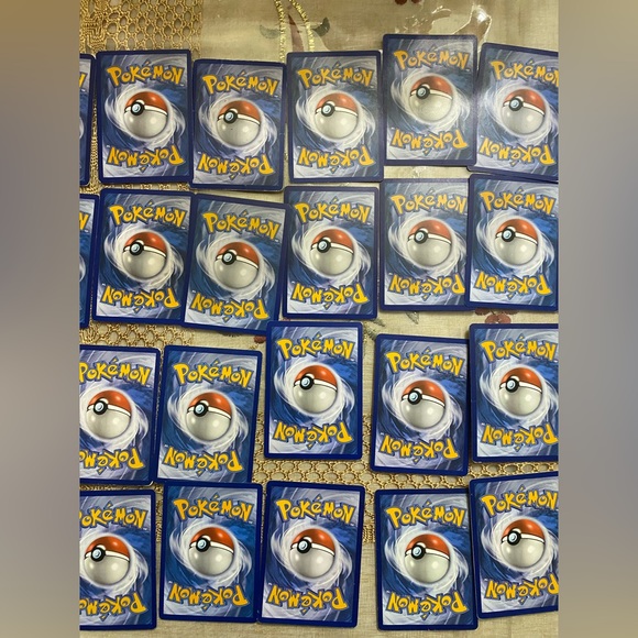 Pokémon card bundle - Picture 14 of 14